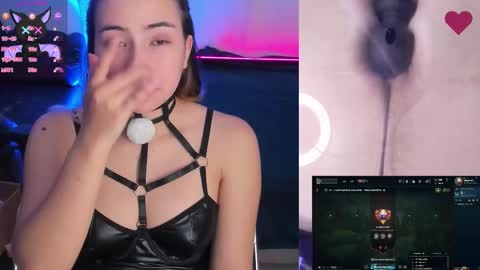 aishelyng20 online show from October 2025 10:43:02 PM