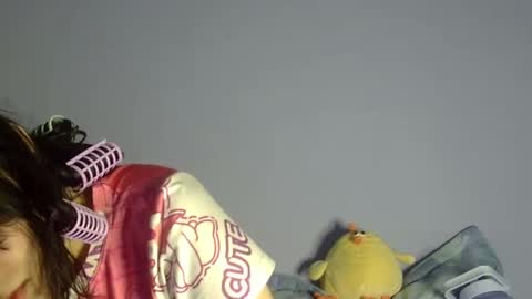 Snapshot of aitana23_ chatting on February 2025 12:19:01 AM aiti online show from February 2025 12:19:01 AM