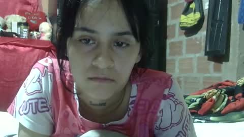 Snapshot of aitana23_ chatting on November 2025 12:32:02 AM aiti online show from November 2025 12:32:02 AM