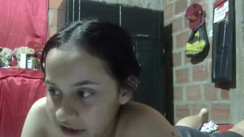 Snapshot of aitana23_ chatting on November 2025 02:12:02 AM aiti online show from November 2025 02:12:02 AM