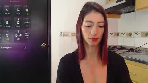 Aitana online show from November 2025 01:18:02 PM