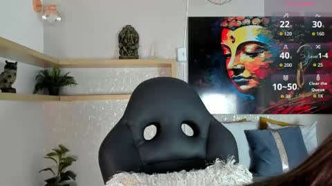 little aitana  online show from April 2026 04:15:01 AM