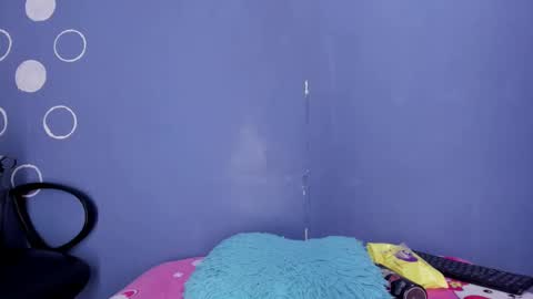 aitana online show from February 2025 12:25:02 AM