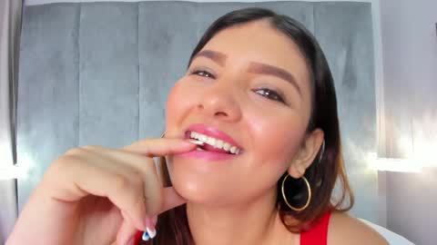 Aitana  online show from May 2026 10:56:02 AM
