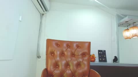 Ahitana Russ online show from January 2025 07:38:01 PM