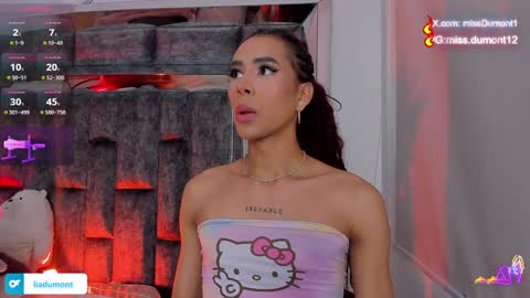 Snapshot of aivadumont chatting on December 2024 08:32:01 PM Queen Dumont online show from December 2024 08:32:01 PM