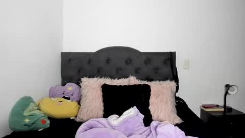 Snapshot of aizen_myo chatting on November 2025 02:22:01 AM Aizen My- online show from November 2025 02:22:01 AM