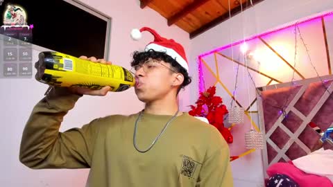 akazaboy online show from December 2024 04:11:01 AM