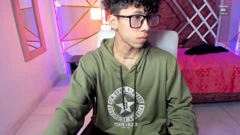 akazaboy online show from January 2025 04:20:01 AM