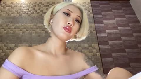 Akemi online show from February 2025 06:31:02 PM