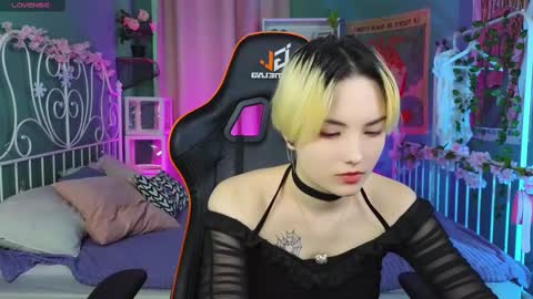 Akemi online show from March 2025 12:34:01 PM