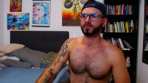 akiles online show from December 2024 12:48:02 AM