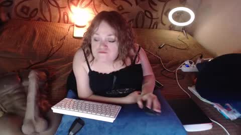 Snapshot of akindmodel chatting on January 2025 02:58:02 AM Natalie online show from January 2025 02:58:02 AM