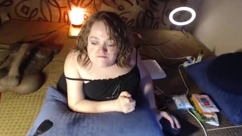 Snapshot of akindmodel chatting on January 2025 07:49:02 PM Natalie online show from January 2025 07:49:02 PM