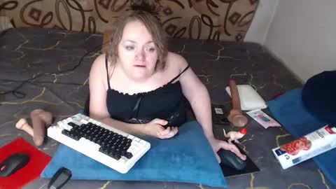 Snapshot of akindmodel chatting on February 2025 10:29:02 PM Natalie online show from February 2025 10:29:02 PM