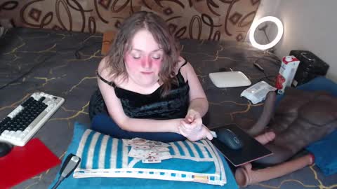 Snapshot of akindmodel chatting on March 2025 08:40:02 AM Natalie online show from March 2025 08:40:02 AM