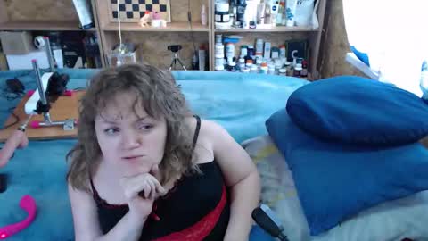 Snapshot of akindmodel chatting on October 2025 10:12:02 AM Natalie online show from October 2025 10:12:02 AM