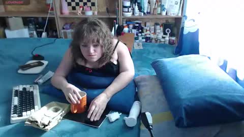 Snapshot of akindmodel chatting on October 2025 07:09:02 AM Natalie online show from October 2025 07:09:02 AM