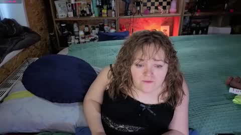 Snapshot of akindmodel chatting on November 2025 03:01:02 AM Natalie online show from November 2025 03:01:02 AM