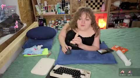 Snapshot of akindmodel chatting on December 2025 04:34:02 PM Natalie online show from December 2025 04:34:02 PM