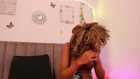 akirastone_ online show from November 2025 06:37:02 PM