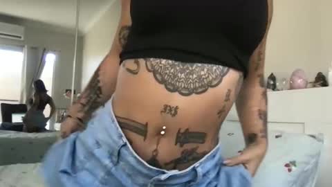 Akira Zay online show from January 2026 09:17:01 PM