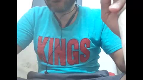 Brown arab man online show from October 2025 06:51:02 PM