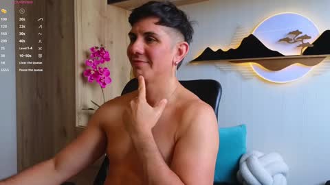 Snapshot of al_miko chatting on January 2025 08:49:02 PM Al Fox Miko Fortuni online show from January 2025 08:49:02 PM