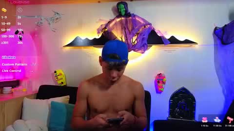 Snapshot of al_miko chatting on November 2025 12:13:02 AM Al Fox Miko Fortuni online show from November 2025 12:13:02 AM