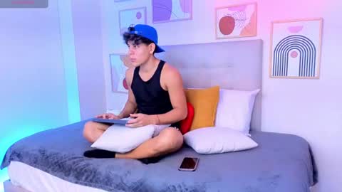 Al Fox  Miko Fortuni  online show from July 2026 12:20:01 AM
