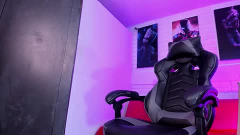 Alahia Rodriguez online show from November 2025 08:22:02 PM