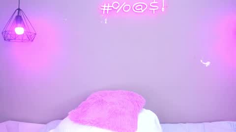 Alahia  online show from March 2025 02:45:02 PM