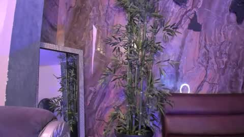 ALAHIA online show from February 2026 05:22:02 PM