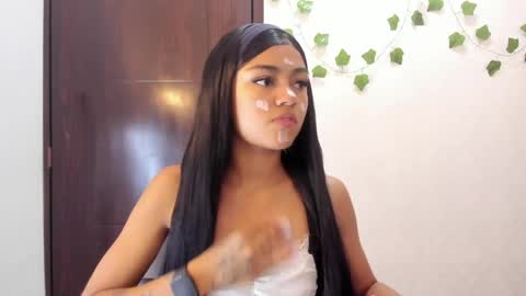 Alaia2  online show from March 2026 12:11:01 PM