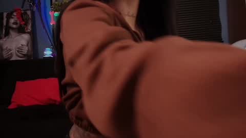 Alaia online show from February 2025 03:26:02 AM