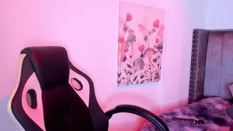 Alaia Carter online show from October 2025 03:06:02 AM