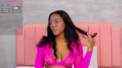 alaia_colins online show from January 2026 03:34:01 AM