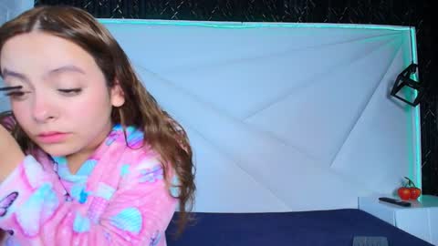 Snapshot of alaia_liam chatting on December 2024 11:17:01 AM alaia_liam online show from December 2024 11:17:01 AM