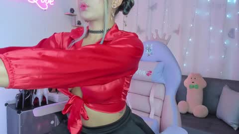 Snapshot of alaia_love77 chatting on January 2025 10:12:01 PM Alaia online show from January 2025 10:12:01 PM