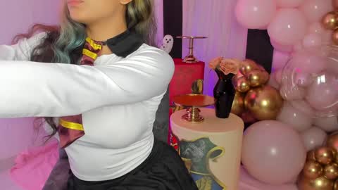 Snapshot of alaia_love77 chatting on February 2025 12:30:01 AM Alaia online show from February 2025 12:30:01 AM