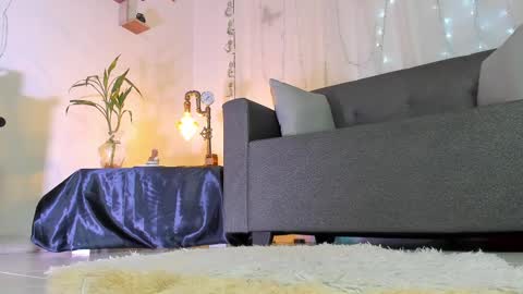 Snapshot of alaia_love77 chatting on February 2025 10:26:02 PM Alaia online show from February 2025 10:26:02 PM