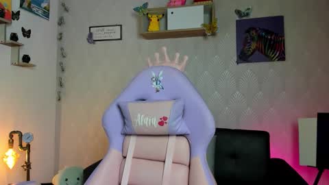 Snapshot of alaia_love77 chatting on November 2025 05:56:02 PM Alaia online show from November 2025 05:56:02 PM