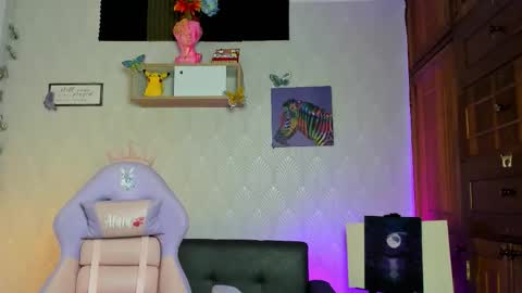 Snapshot of alaia_love77 chatting on November 2025 01:10:01 PM Alaia online show from November 2025 01:10:01 PM