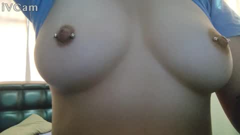 Snapshot of alaia_soul_ chatting on December 2025 08:38:01 PM AlaiaSam online show from December 2025 08:38:01 PM