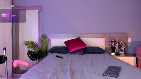 alaiaguerra online show from January 2026 07:11:01 PM