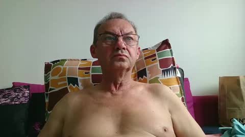 Snapshot of alain5159 chatting on May 2026 08:09:02 AM alain5159 online show from May 2026 08:09:02 AM
