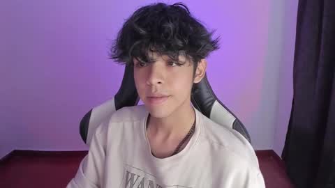 Snapshot of alan18n chatting on December 2024 06:55:02 AM alan18n online show from December 2024 06:55:02 AM