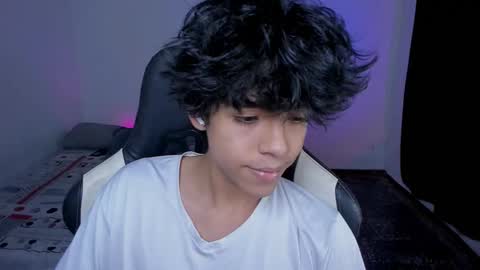 alan18n online show from December 2025 06:03:02 PM