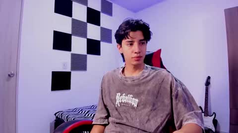 Snapshot of alan_boy01 chatting on October 2025 02:03:02 PM Alan Boy online show from October 2025 02:03:02 PM