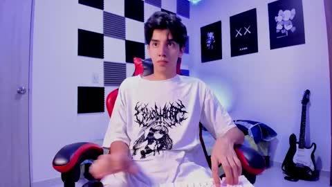 Snapshot of alan_boy01 chatting on October 2025 11:19:01 AM Alan Boy online show from October 2025 11:19:01 AM